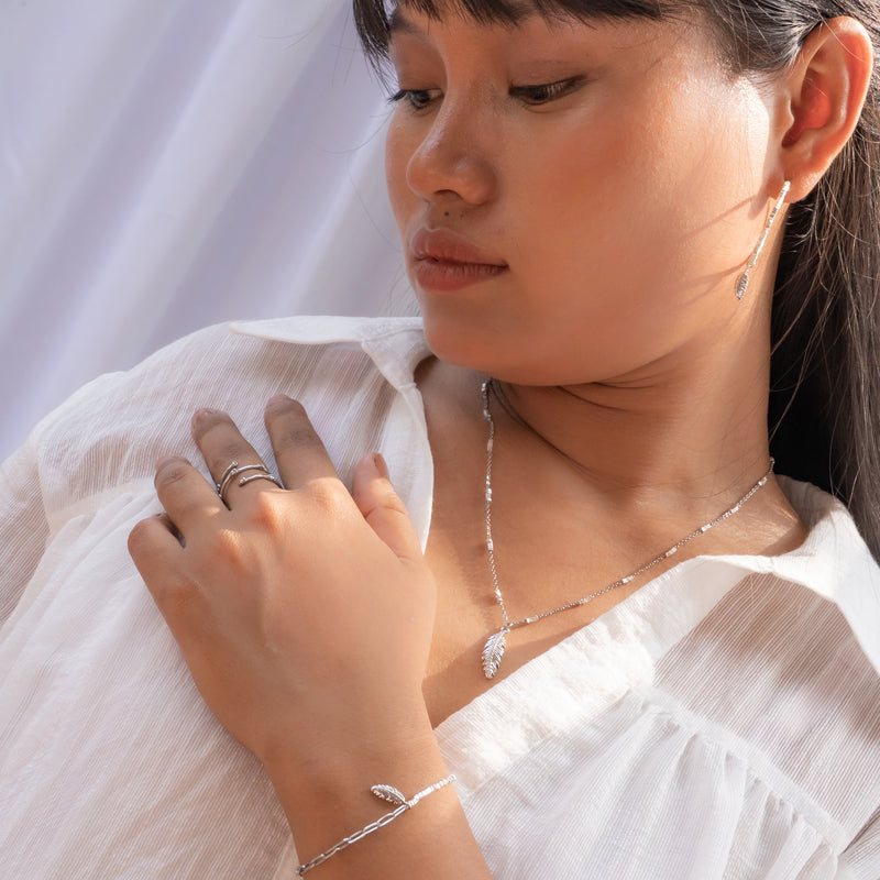 Song of Celebration Feather Necklace